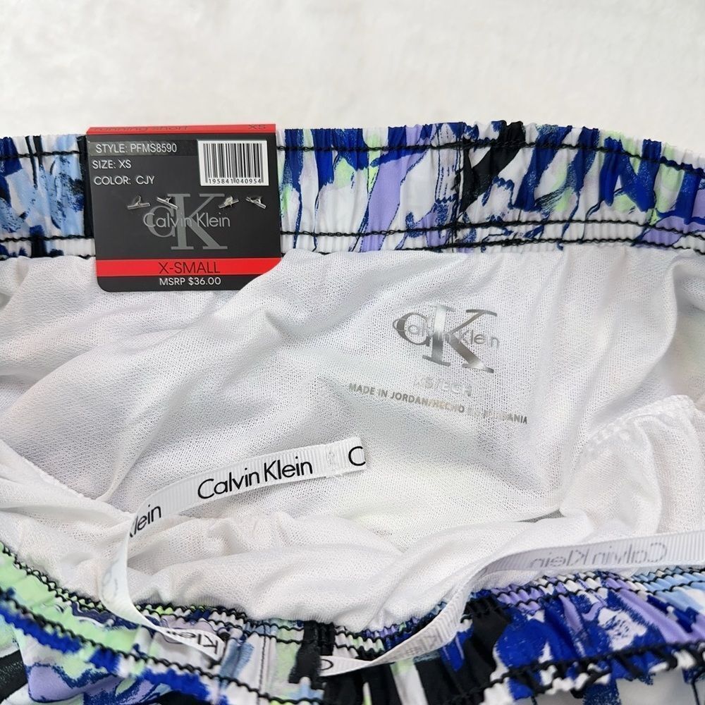 NWT 2 Calvin Klein Women's Comfortable Fashion Print Running Shorts Size XS - Picture 4 of 9